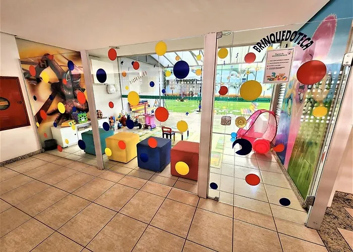 Res Ingrid Bloco B AP 910 · Apartamento completo de 2 quartos.